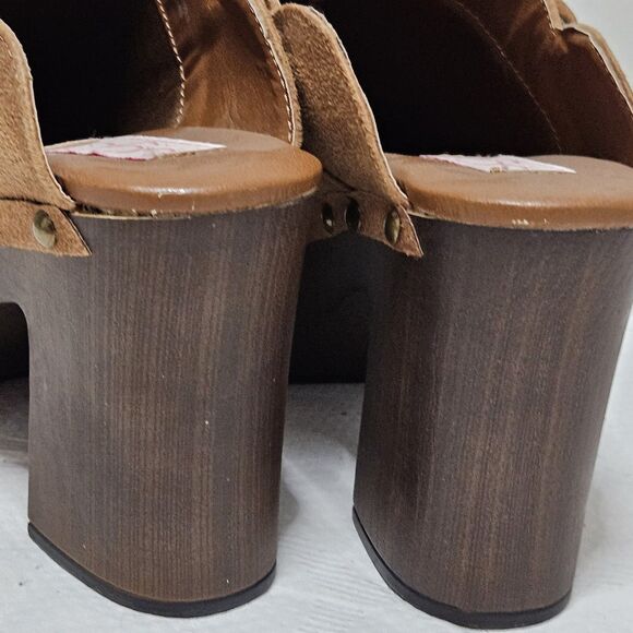Sugar J-Honey Oiled Fabric Studded Clogs Women’s 8M Brown Mules Block Heel EUC - Picture 9 of 9